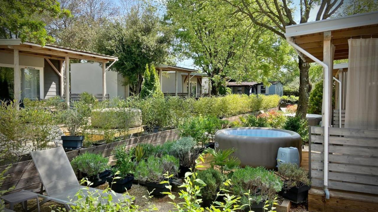 Boutique Mobile Homes Ulikarovinj (Adults Only) Екстериор снимка